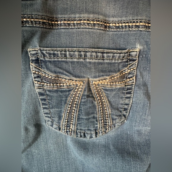 Seven7 Slim Boot Jeans - Picture 4 of 7
